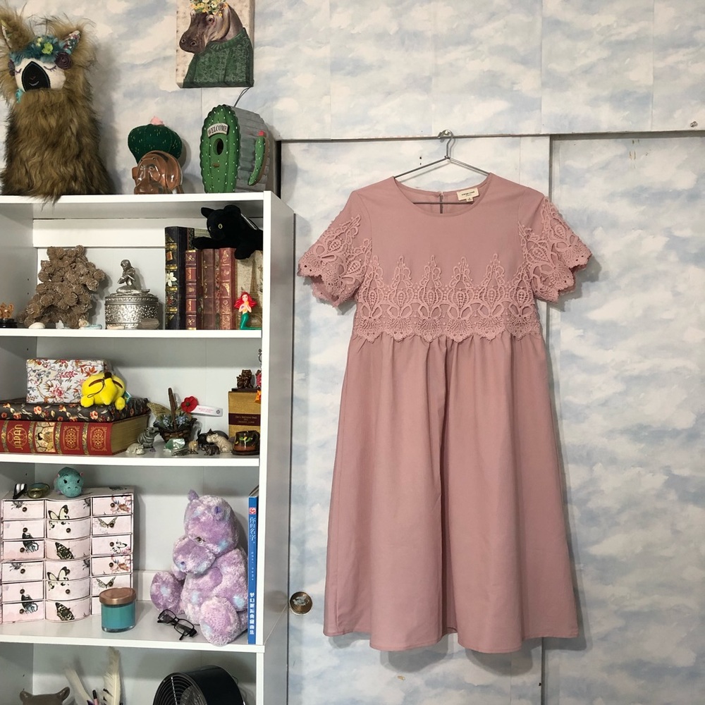 Mauve Pink Lace Dress